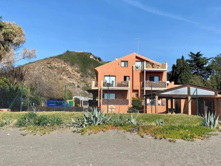 Exclusive Beachfront Penthouse Almayate Alto Eksteriør bilde