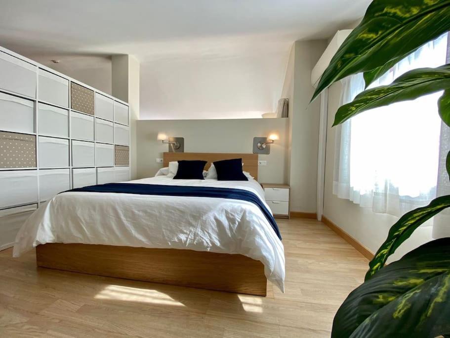 Exclusive Beachfront Penthouse Almayate Alto Eksteriør bilde